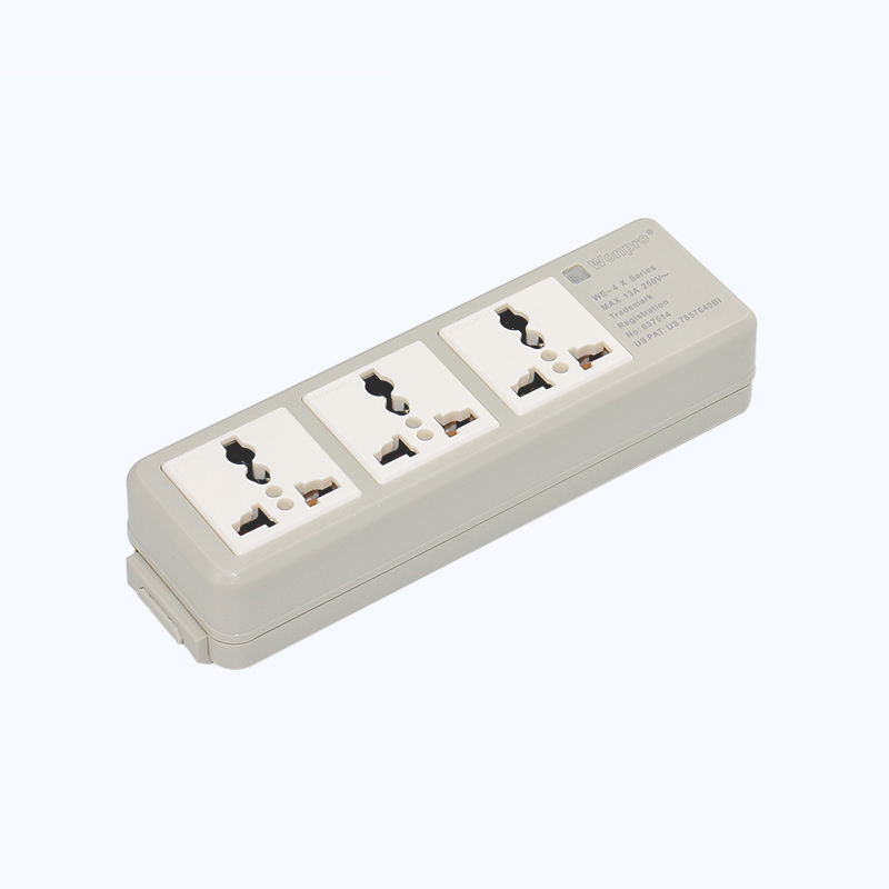 Universal Multi-Outlet Extension Set